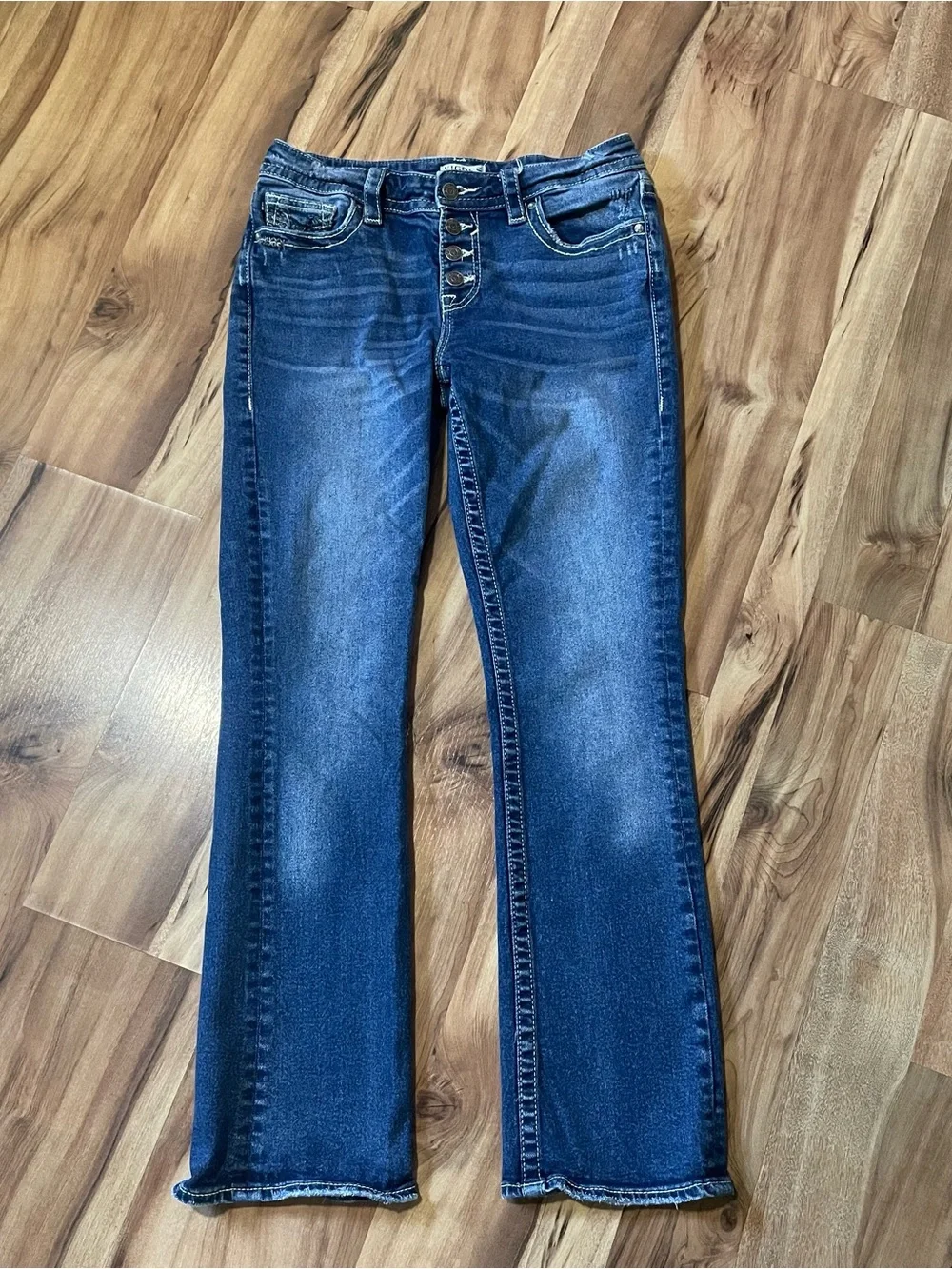 Vigoss Slim Bootcut Jeans Blue Distressed Whiskered Embroidered  V-Pocket Size 8